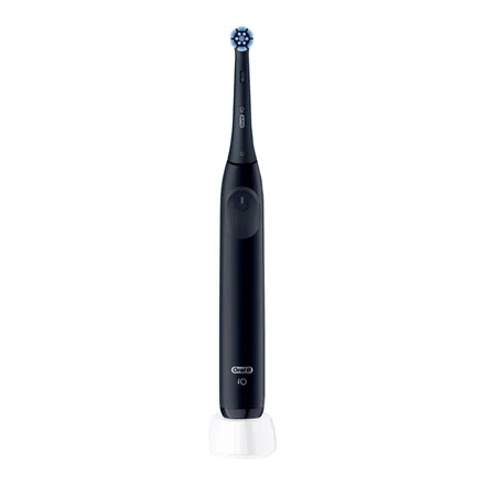 Oral-B iO 2 Serisi siyah şarjlı diş fırçası ve şarj tabanı