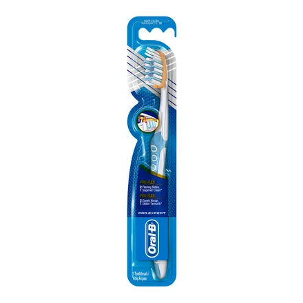 Oral-B Pro-Expert Clinic Line Pro-Flex esnek başlıklı manuel diş fırçası
