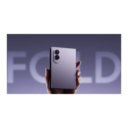 Samsung Galaxy Z Fold8 katlanmış halde elde – üretici görseli